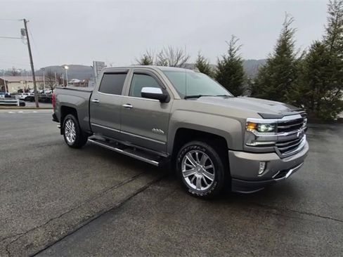 Used 2017 Chevrolet Silverado 1500 High Country image 3