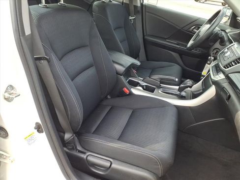 Used 2015 Honda Accord Sport image 16