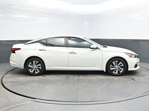 Used 2020 Nissan Altima 2.5 S FWD image 8