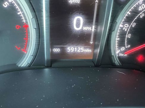 Used 2021 Toyota 4Runner TRD Off-Road Premium w/ Moonroof Package image 39