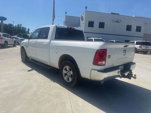 Used 2019 RAM 1500 Classic SLT RWD image 13