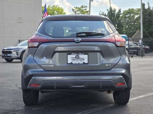 Used 2024 Nissan Kicks SV FWD image 19