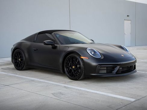 Used 2024 Porsche 911 Targa 4 GTS AWD/4WD image 34