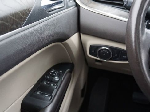 Used 2019 Lincoln MKC Reserve image 14