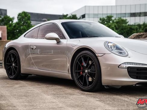Used 2013 Porsche 911 Carrera RWD image 41
