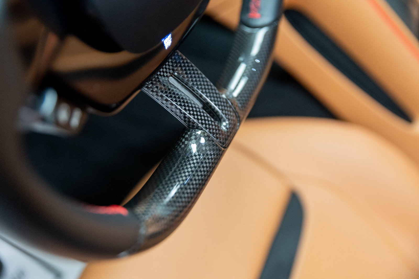 Used 2022 Ferrari Roma RWD image 22