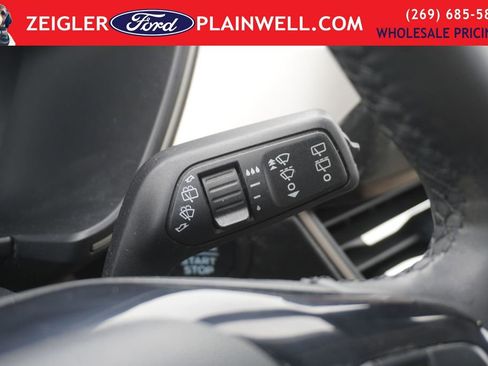 Used 2021 Ford Escape SEL image 24