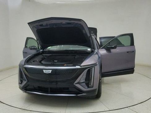 Used 2024 Cadillac Lyriq Sport image 76