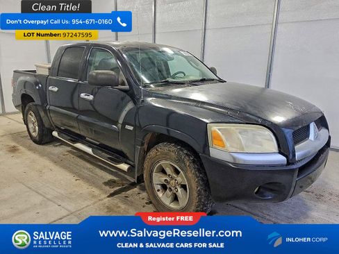 Used 2006 Mitsubishi Raider XLS image 5