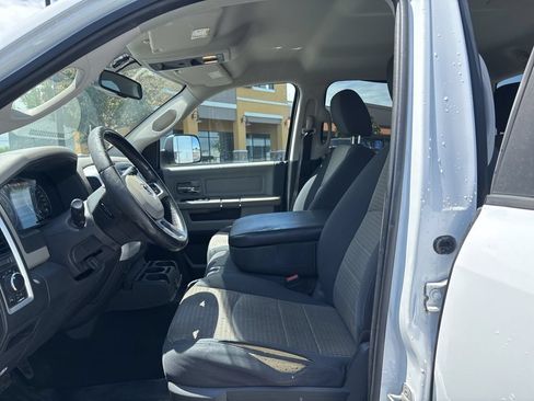 Used 2011 RAM 1500 Classic SLT w/ Luxury Group AWD/4WD image 10