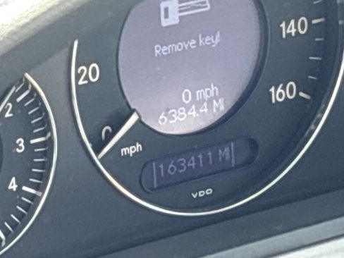 Used 2003 Mercedes-Benz E 320 Sedan image 11