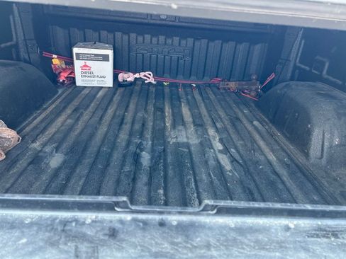 Used 2022 GMC Sierra 1500 AT4 w/ AT4 Preferred Package AWD/4WD image 5