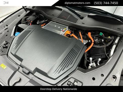 Used 2021 Audi e-tron Prestige image 48