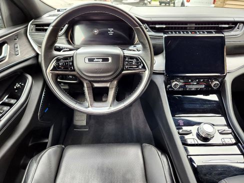 Used 2022 Jeep Grand Cherokee L Overland w/ Luxury Tech Group IV image 21