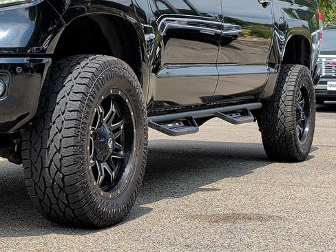 Used 2018 Toyota Tundra Platinum AWD/4WD image 43