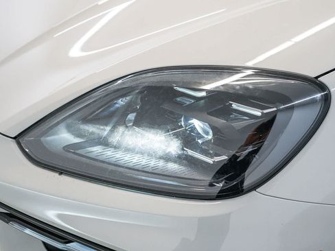 New 2026 Porsche Cayenne AWD/4WD image 15