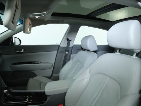 Used 2018 Kia Optima EX w/ Premium Package FWD image 21