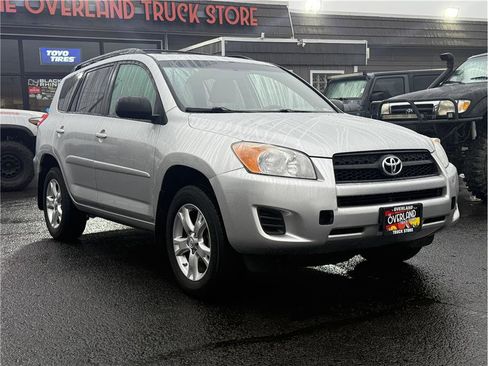 Used 2011 Toyota RAV4 4WD image 4