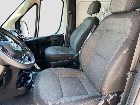 Used 2025 RAM ProMaster 2500 w/ Convenience Group FWD image 19