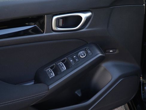 Used 2023 Honda Civic EX image 14