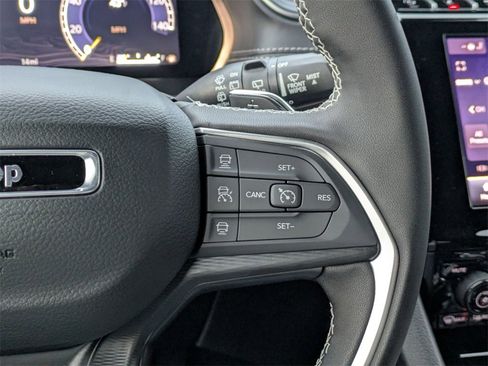 New 2025 Jeep Grand Cherokee Laredo image 20