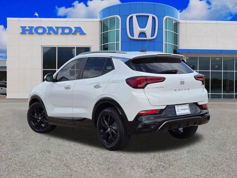 Used 2024 Buick Encore GX Sport Touring w/ Comfort Package FWD image 5