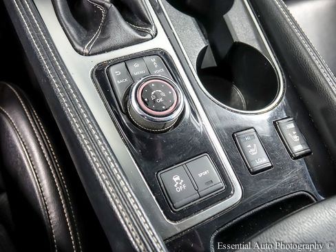 Used 2023 Nissan Maxima SV w/ Floor Mat Group FWD image 17