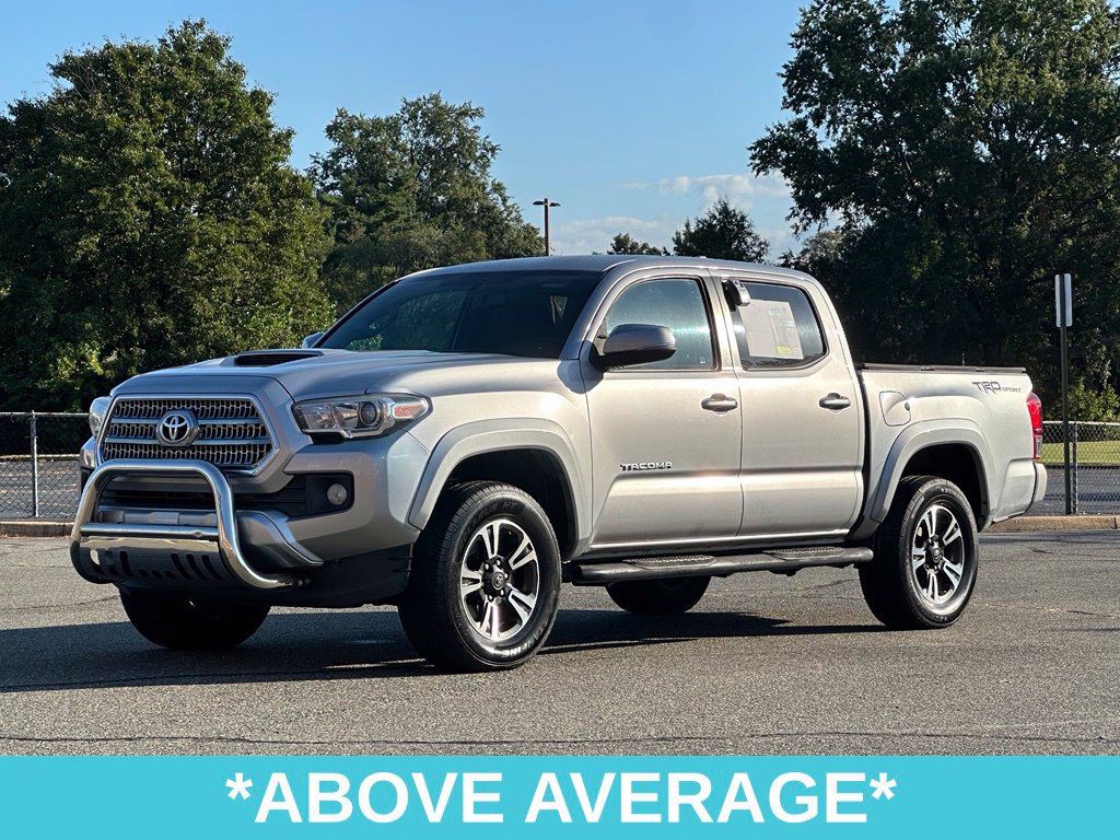 Used 2016 Toyota Tacoma TRD Sport w/ Towing Package RWD image 3