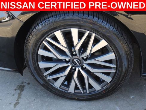 Certified 2024 Nissan Altima 2.5 SV image 11