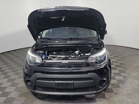 Used 2018 Kia Soul w/ Convenience Package FWD image 13
