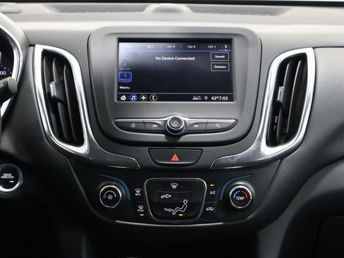Used 2020 Chevrolet Equinox LT image 19
