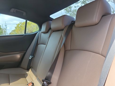 Certified 2023 Lexus ES 350 w/ Premium Package image 11