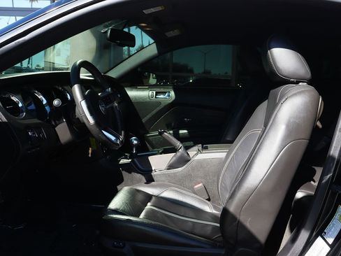 Used 2011 Ford Mustang GT Premium w/ Comfort Pkg image 32