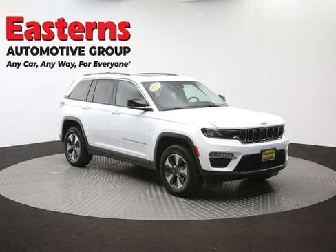 Used 2023 Jeep Grand Cherokee 4WD 4xe image 53