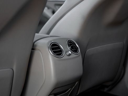 Used 2018 Mercedes-Benz GLC 300 GLC 300 image 33