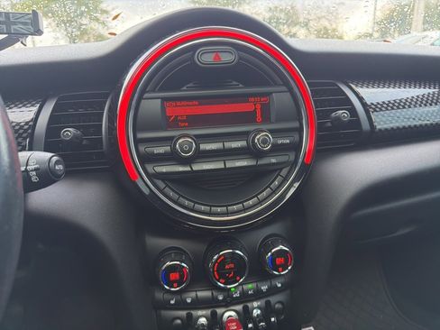 Used 2014 MINI Cooper S image 12