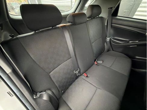 Used 2010 Toyota Matrix S FWD image 20