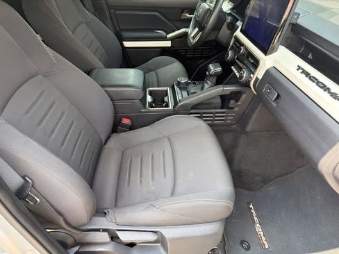 Used 2024 Toyota Tacoma TRD Off-Road AWD/4WD image 13