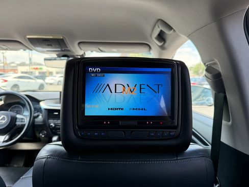 Used 2019 Lexus RX 350L AWD w/ Accessory Package image 37