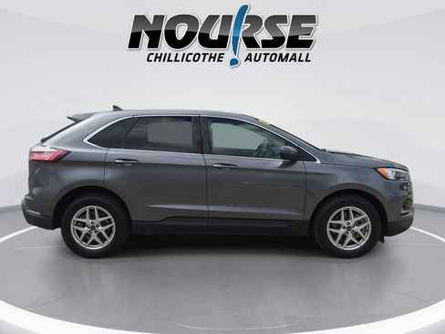 Used 2024 Ford Edge SEL AWD/4WD image 9