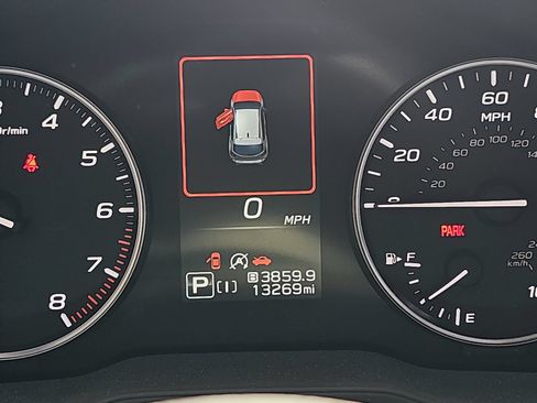 Certified 2024 Subaru Crosstrek 2.0i Premium AWD/4WD image 18