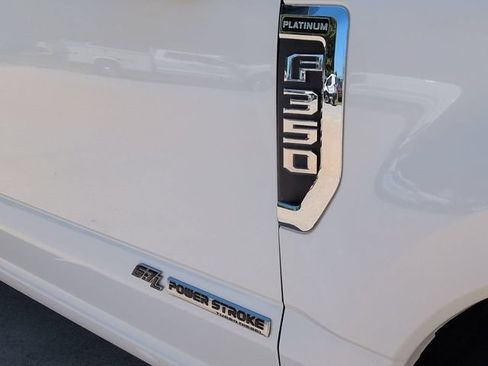 Used 2022 Ford F350 Platinum AWD/4WD image 14