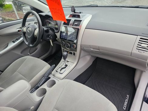 Used 2013 Toyota Corolla LE Special Edition image 13