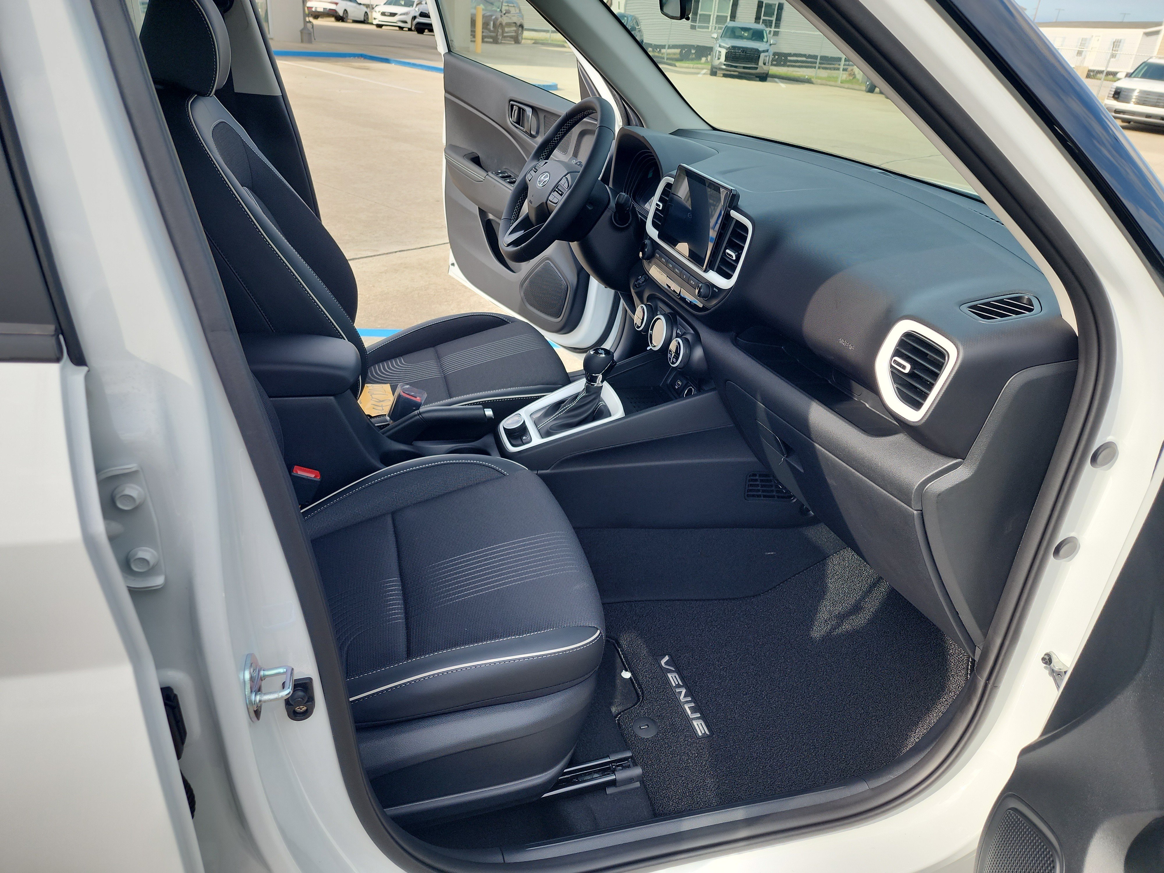 New 2026 Hyundai Venue SEL FWD image 20