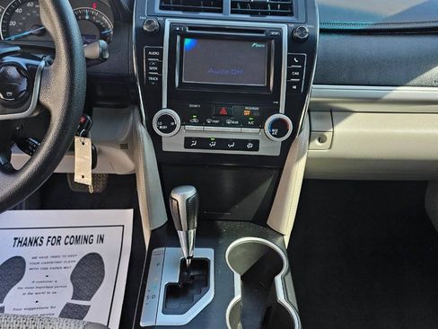 Used 2012 Toyota Camry LE FWD image 11