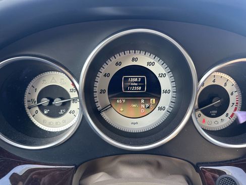 Used 2012 Mercedes-Benz CLS 550 4MATIC image 34
