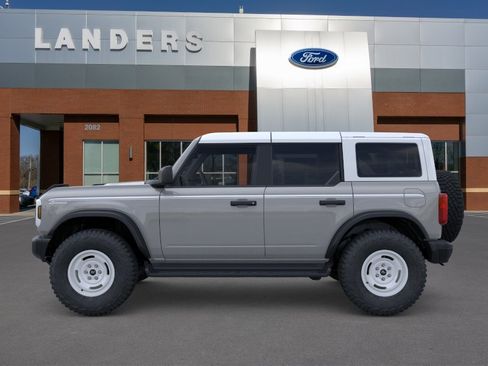 New 2026 Ford Bronco Heritage Edition AWD/4WD image 3