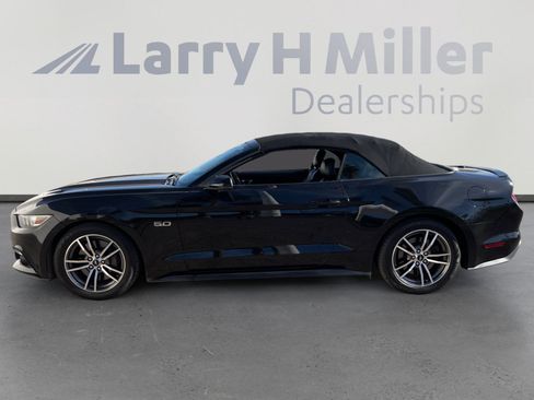 Used 2017 Ford Mustang GT Premium image 2