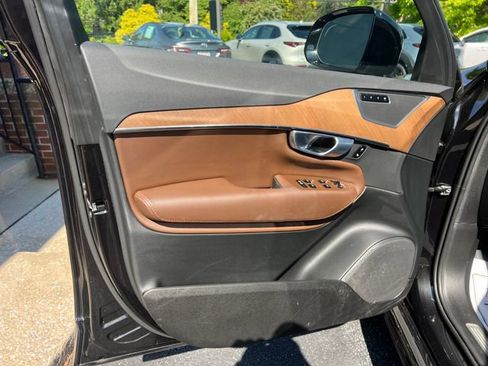 Used 2024 Volvo XC90 B6 Plus AWD/4WD image 8