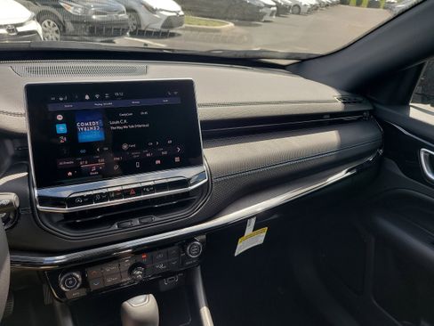 New 2026 Jeep Compass Limited image 15